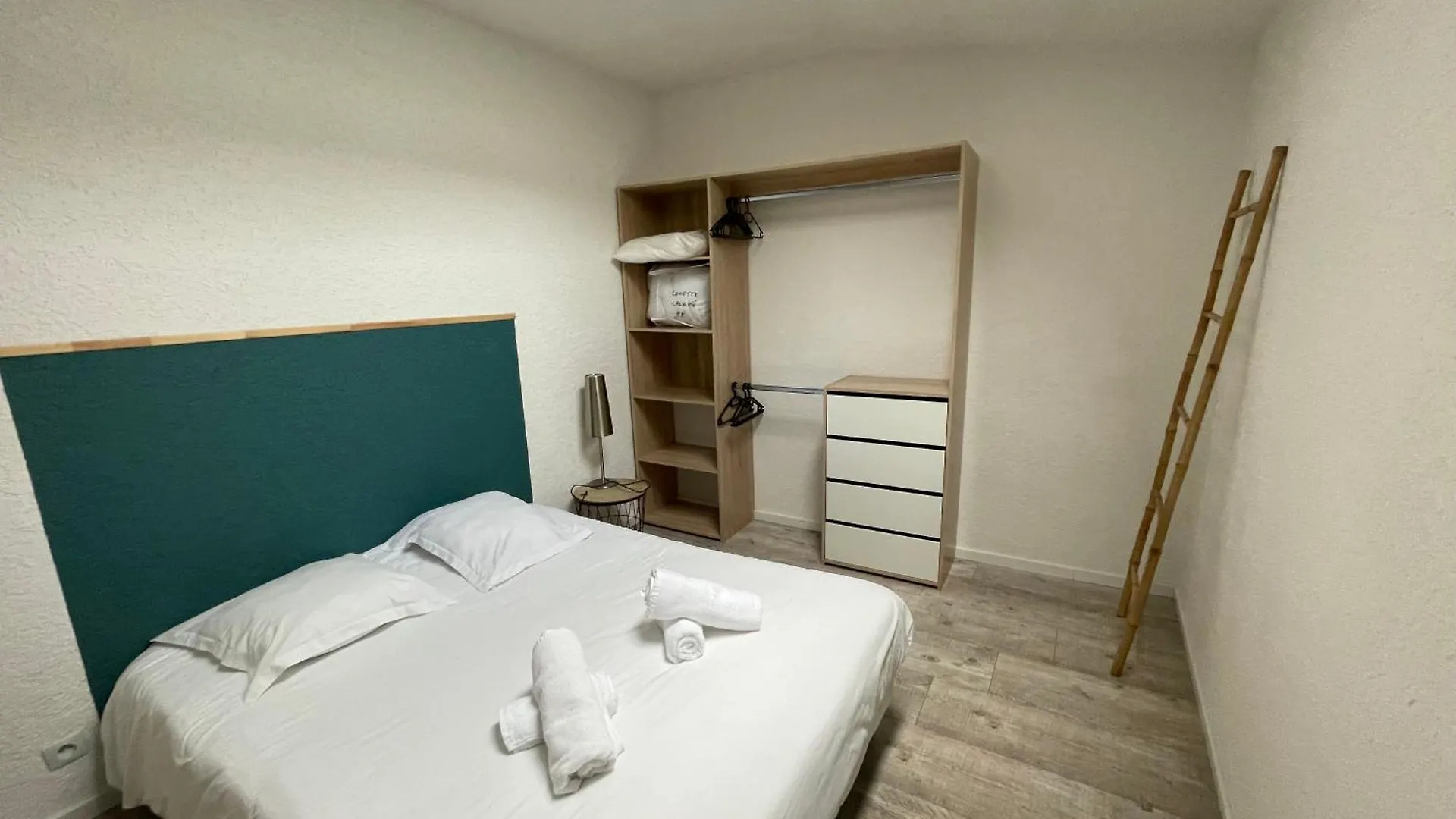 Place Du Marche 103, Au Coeur Du Centre-Ville Roanne Apartment